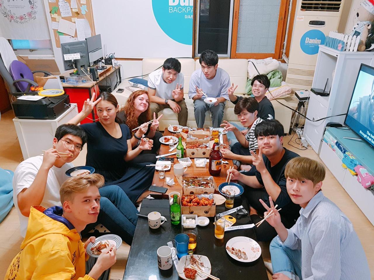 Danim Backpackers Daegu Hotel Kültér fotó